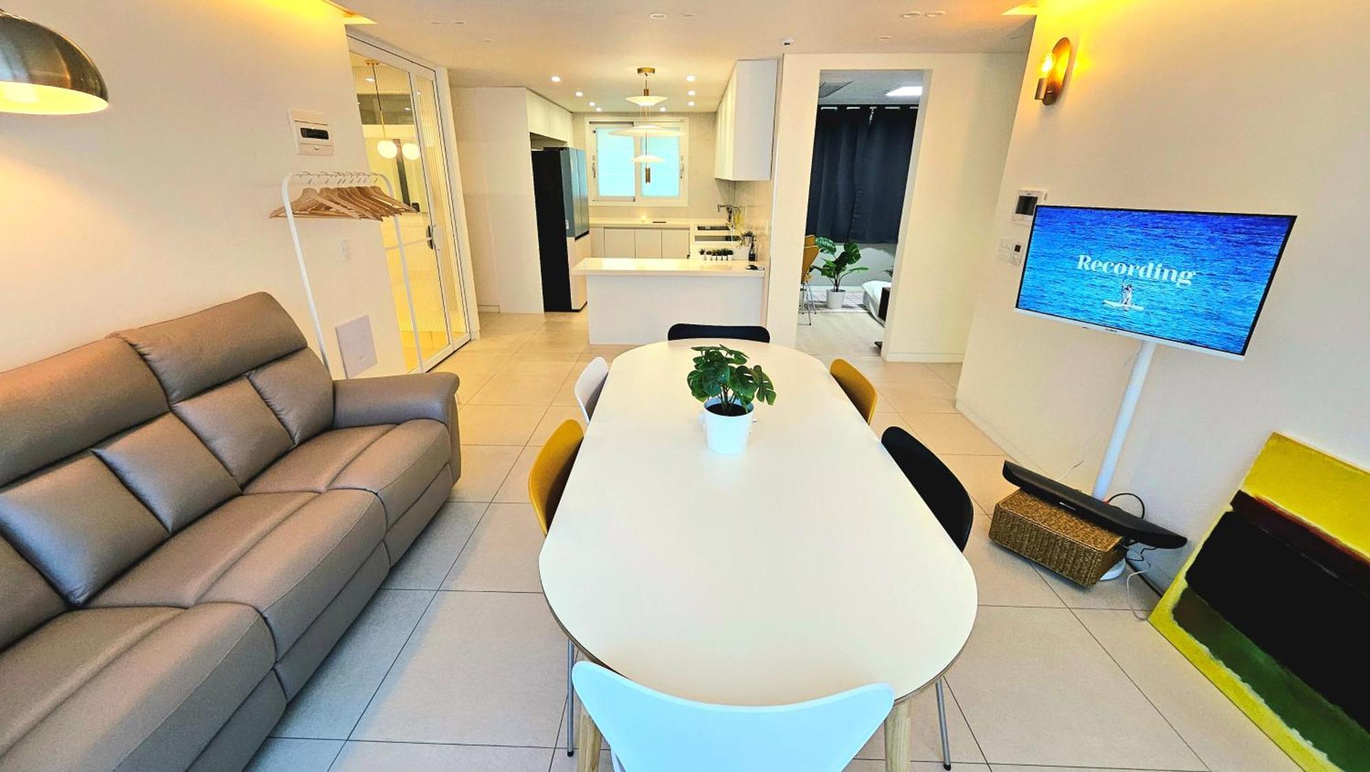 Apartment Itaewon Hills House