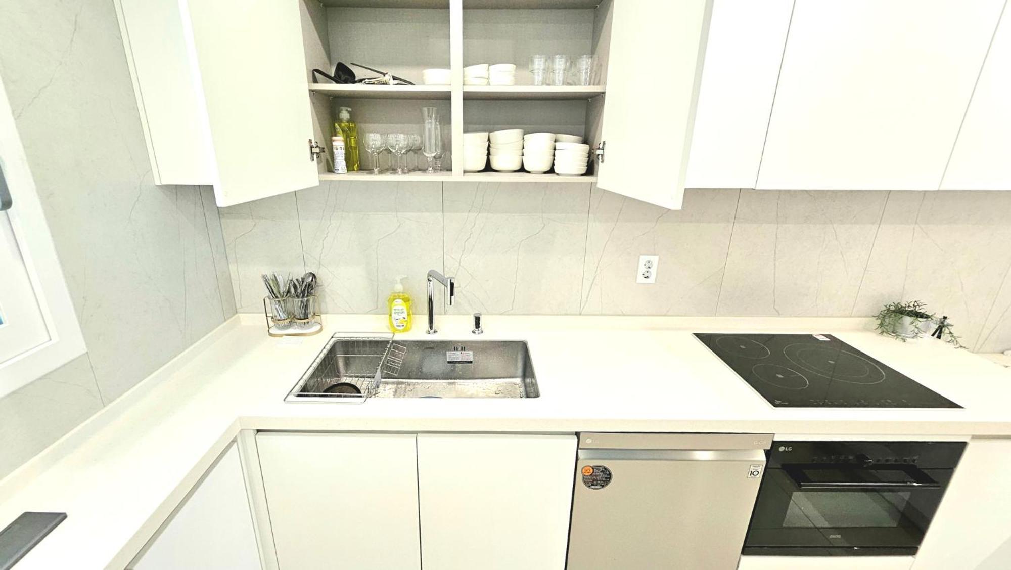 Itaewon Hills House